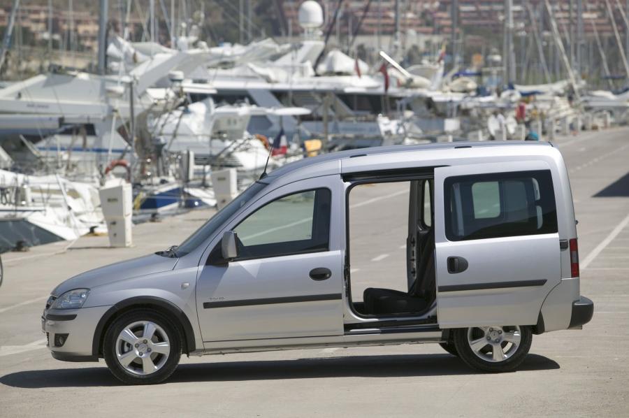  Opel Combo 2001 года  (фото 12 из 70)
